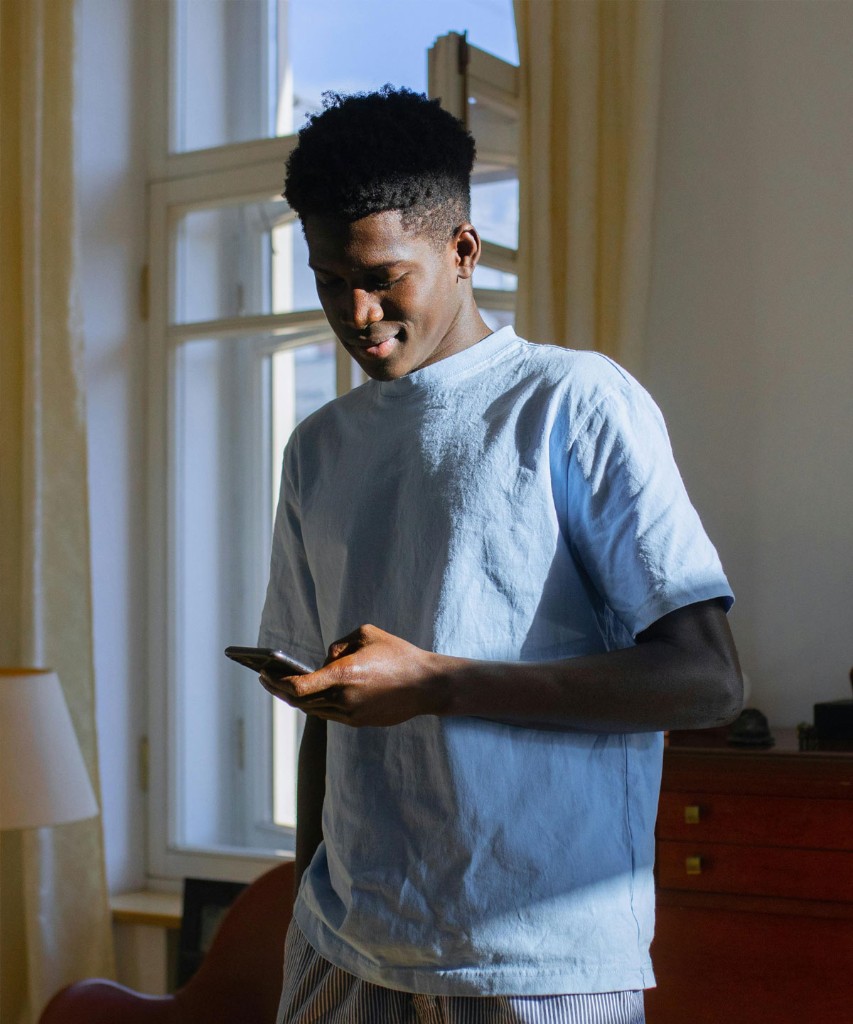 Student using teletherapy